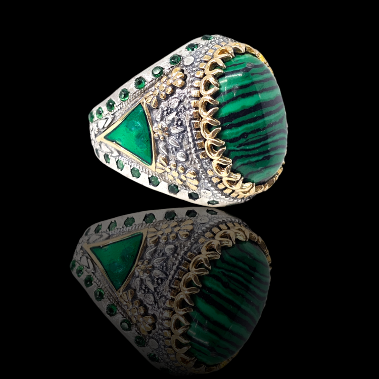 925 Ayar Gümüş Erkek Yüzük Kaplan Gözü Taşlı